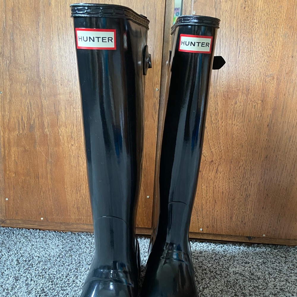 Never worn Hunter Black Boots